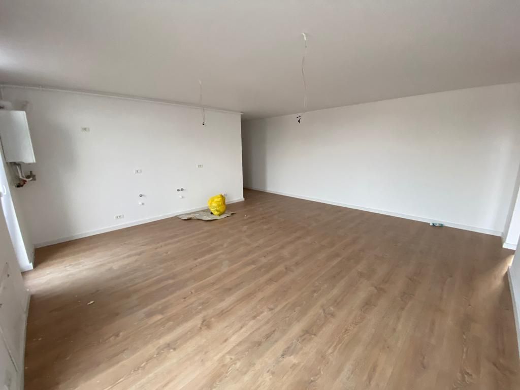 Apartament bloc nou 4 camere - Poză 5