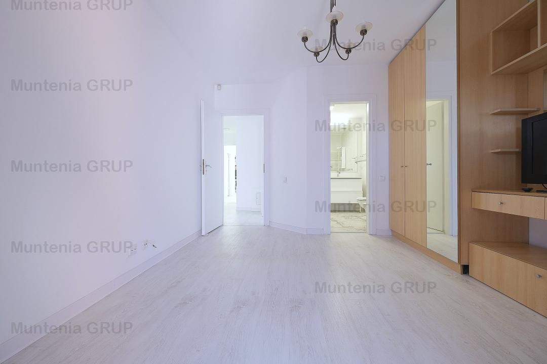 Aviatorilor - Uruguay, super penthouse, 4 camere, etaj 4 in bloc 2002 - Poză 11