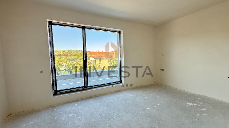 Apartament in vila! 4 camere 125.56 mp utili+29 mp terasa! 2 garaje! - Poză 14