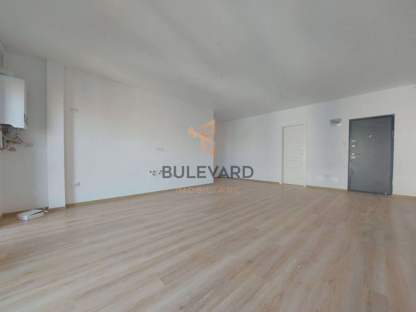 Apartament cu 3 camere/70 mp, recent finisat! - Poză 2