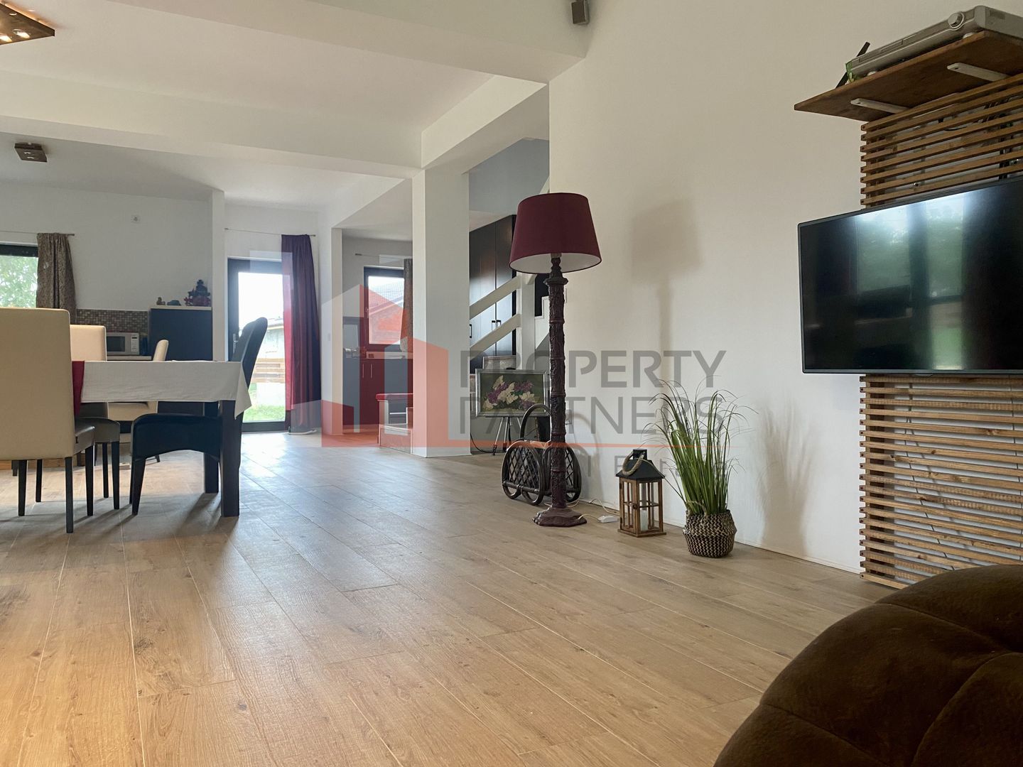 Casa cocheta langa padure - Gulia, DB. - Poză 6