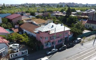De vanzare apartament de 94MP cu curte de 90 MP - Poză 12