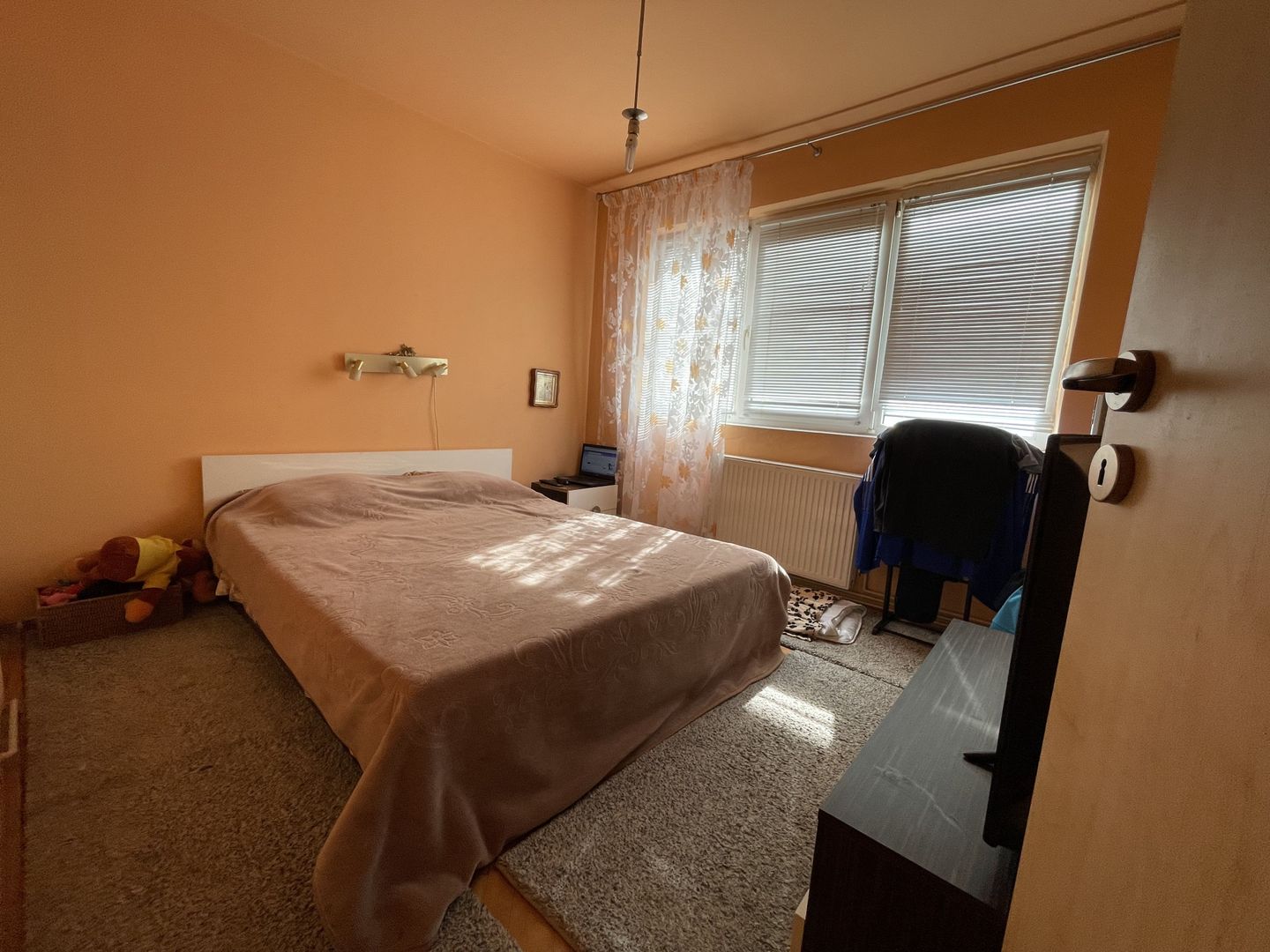 Apartament 4 camere, decomandat, zona excelenta, comison 0%. - Poză 3