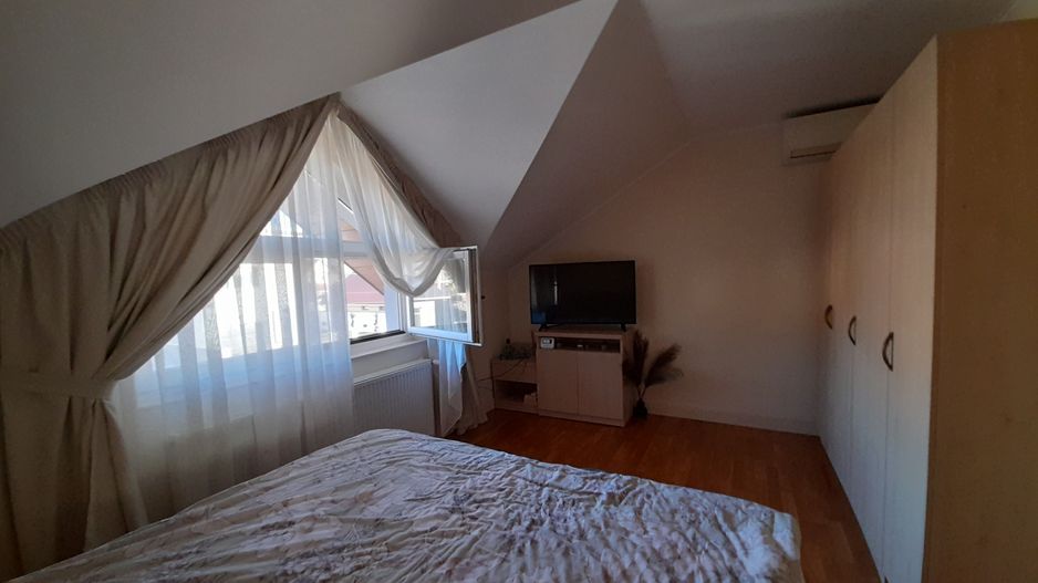 Casa cu 3 dormitoare, centrala gaz, in Cartierul Grigorescu, Oradea - Poză 10