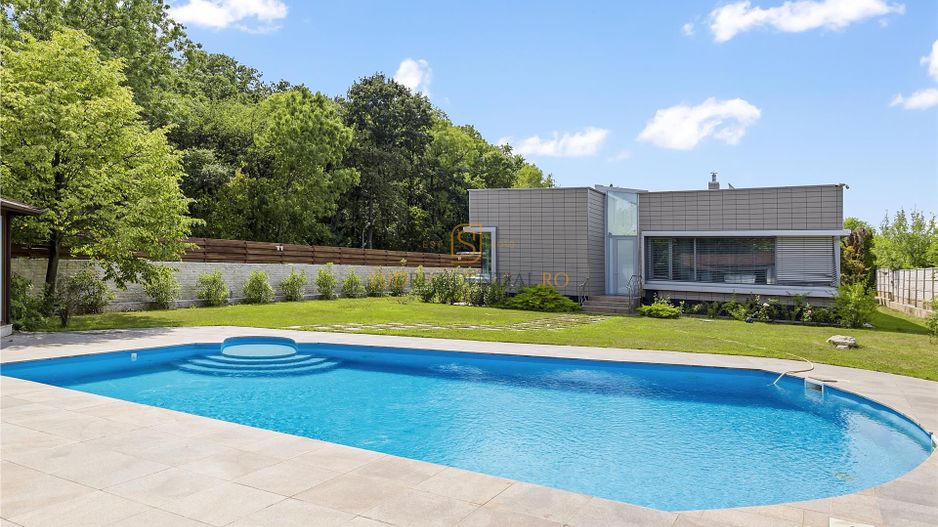 Vila exclusivista cu piscina, sauna si crama, 479.27 mp, langa padure - Poză 16