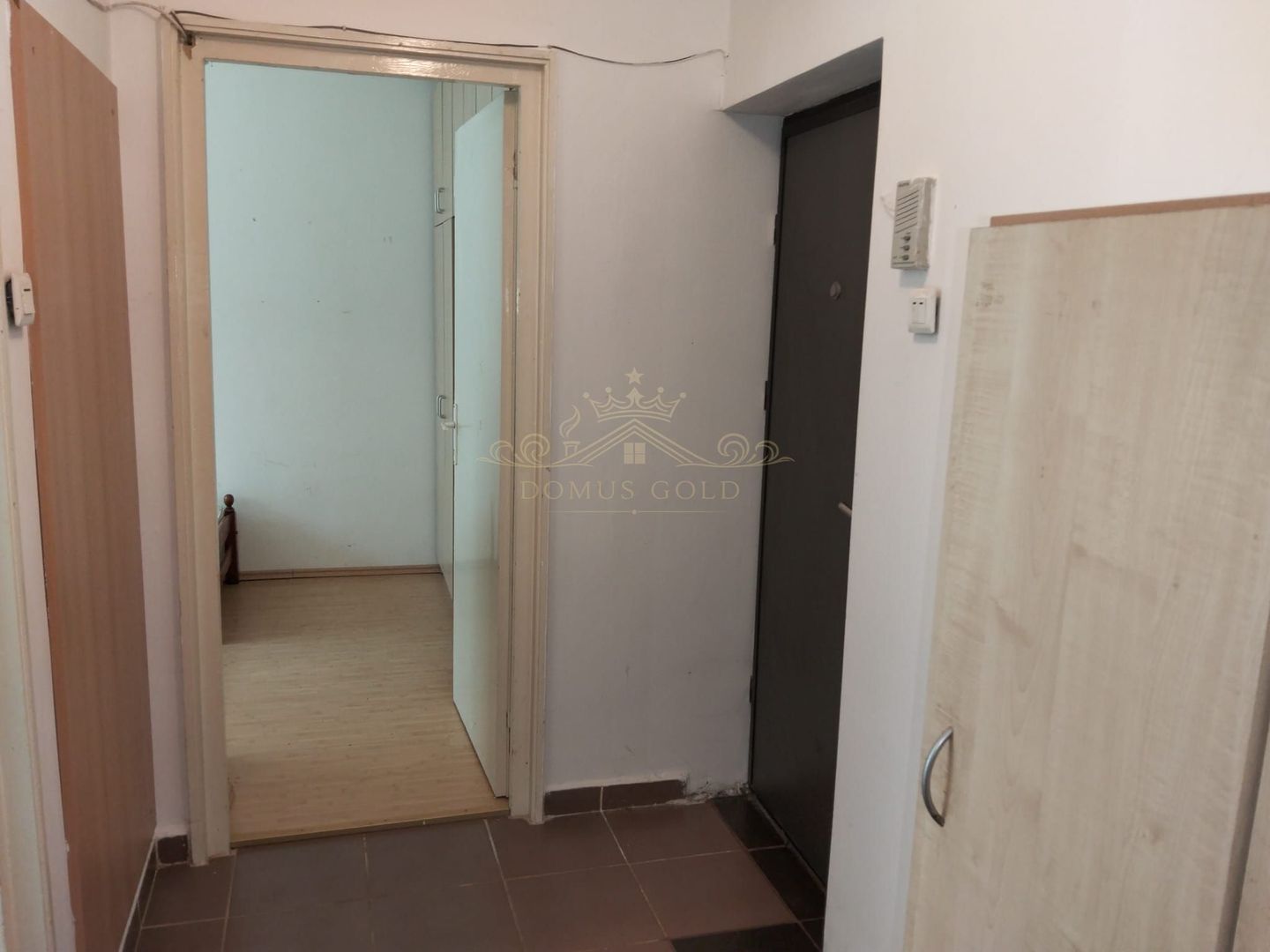 Vind apartament 3 camere in Gheorgheni . - Poză 52
