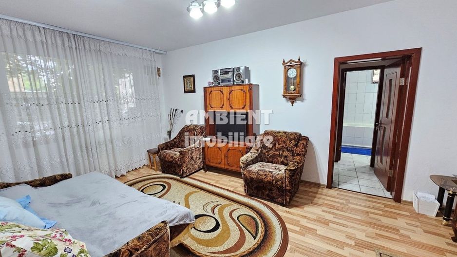 Apartament 2 camere, parter, zona DONICI; - Poză 1