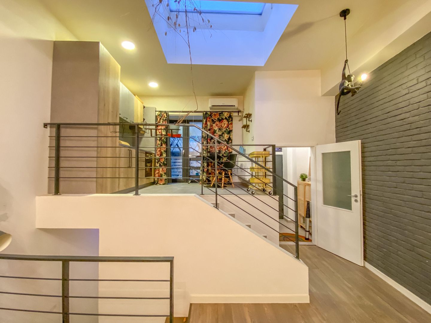 2 camere Crangasi I Comision 0 - Poză 4