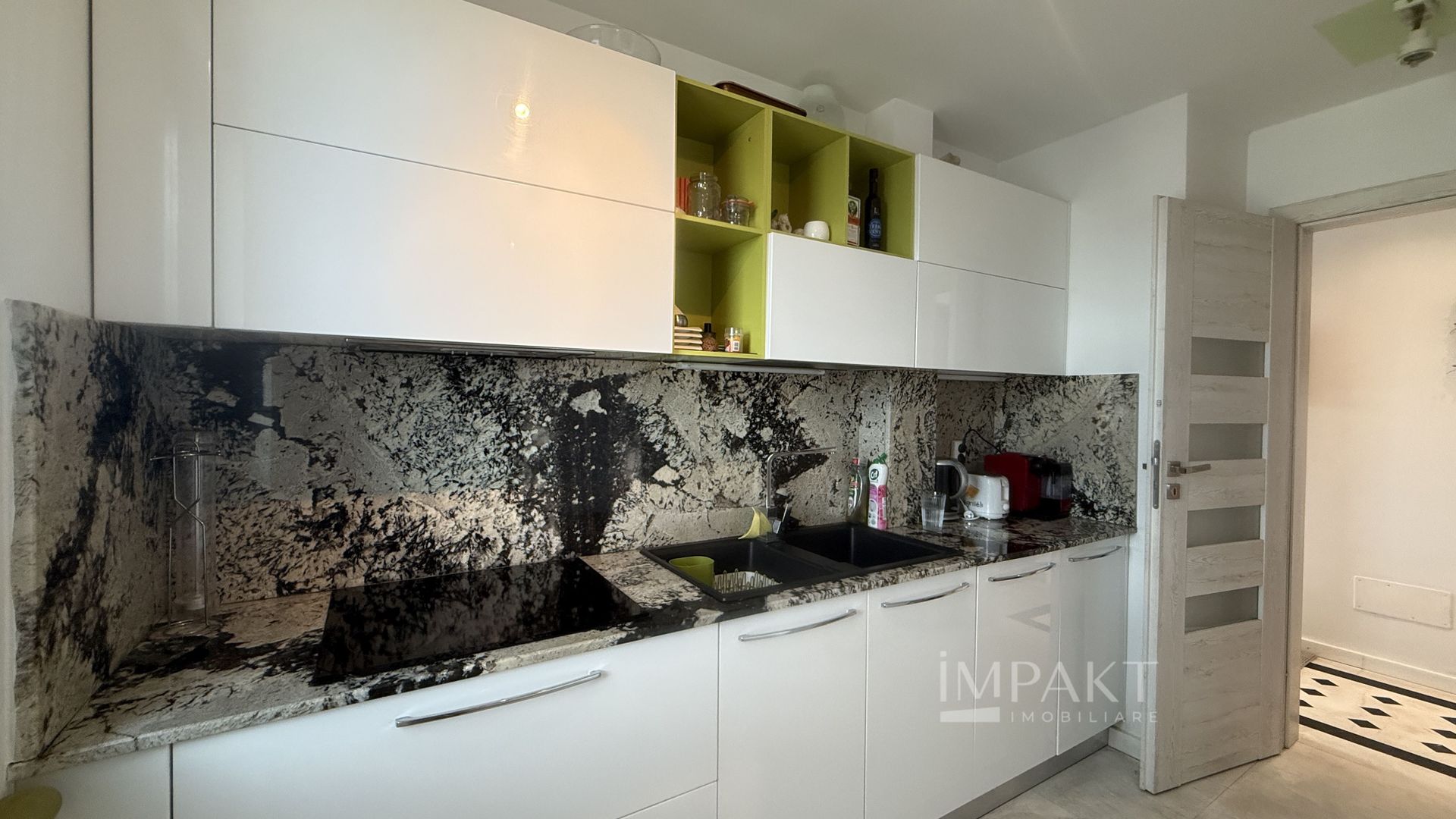 Apartament cu 3 camere 2 bai langa iulius Mall view spre lac - Poză 2