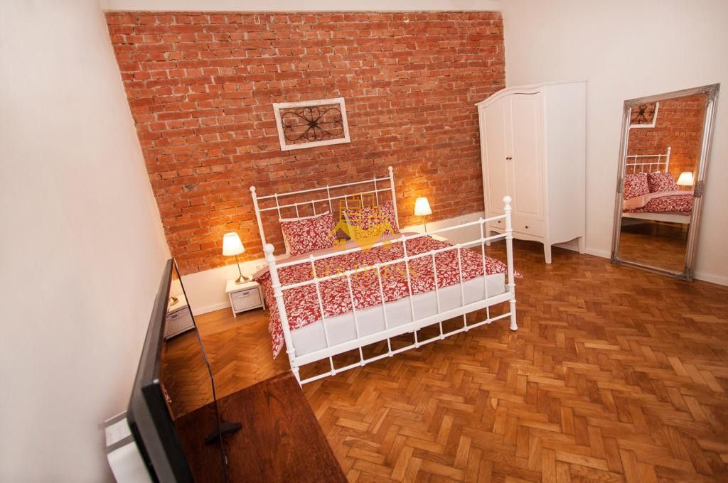 1 camera, modern, parcare, AC, zona ultracentrala,  Eroilor - Poză 1