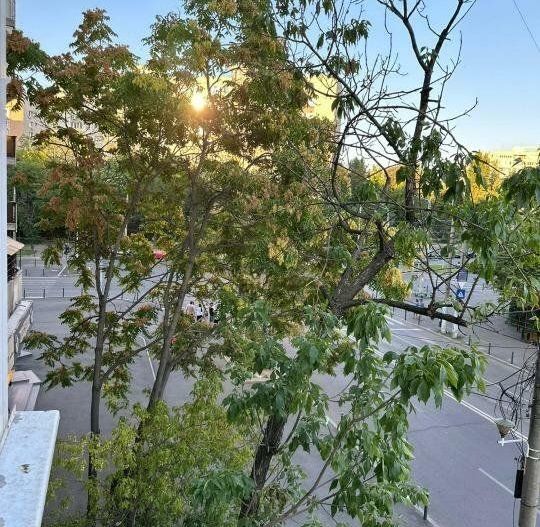 Vand apartament 4 camere Drumul Taberei Valea Argesului 2 - Poză 12