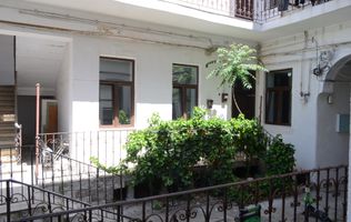 Apartament renovat in zona centrala
