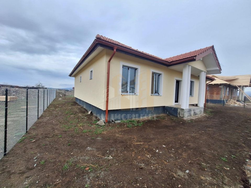 Ocazie! Casa individuala 4 camere Sanpetru Brasov - Poză 2