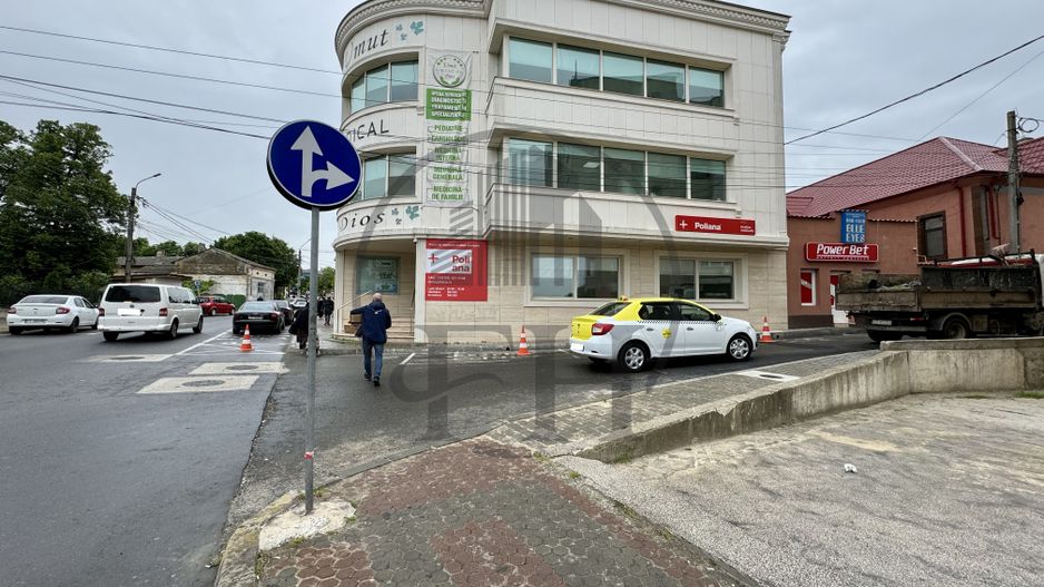 Spațiu comercial/Clinică Medicală de vânzare Medgidia, Constanța - Poză 3