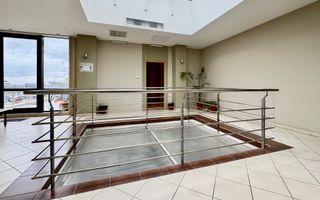 Spațiu pentru birouri langa Funshop Buziașului - Poză 18