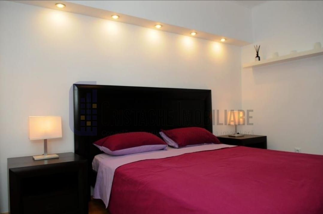 Apartament luminos si modern, la prima inchirere dupa renovare integrala - Poză 3