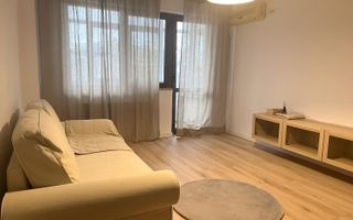 Inchiriere 2 camere Piata Unirii metrou renovat prima chirie - Poză 1