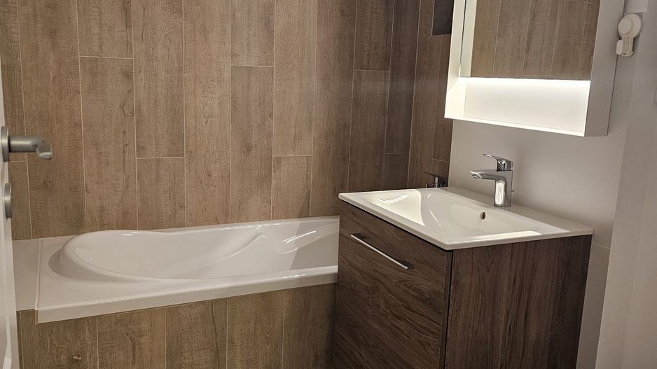 Apartament 3 camere mobilat , Zona Rond Alba Iulia - Poză 7