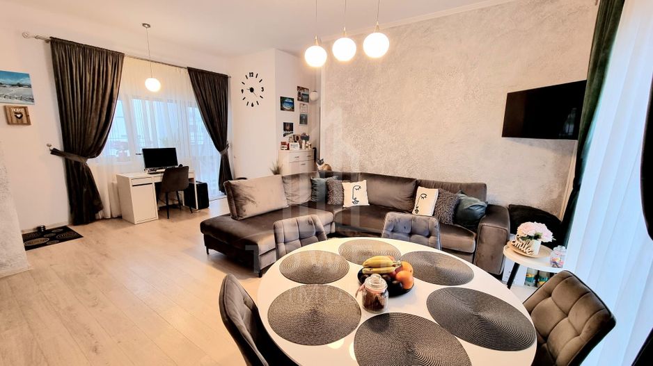 Apartament tip Penthouse cu 3 camere de vanzare - Poză 1