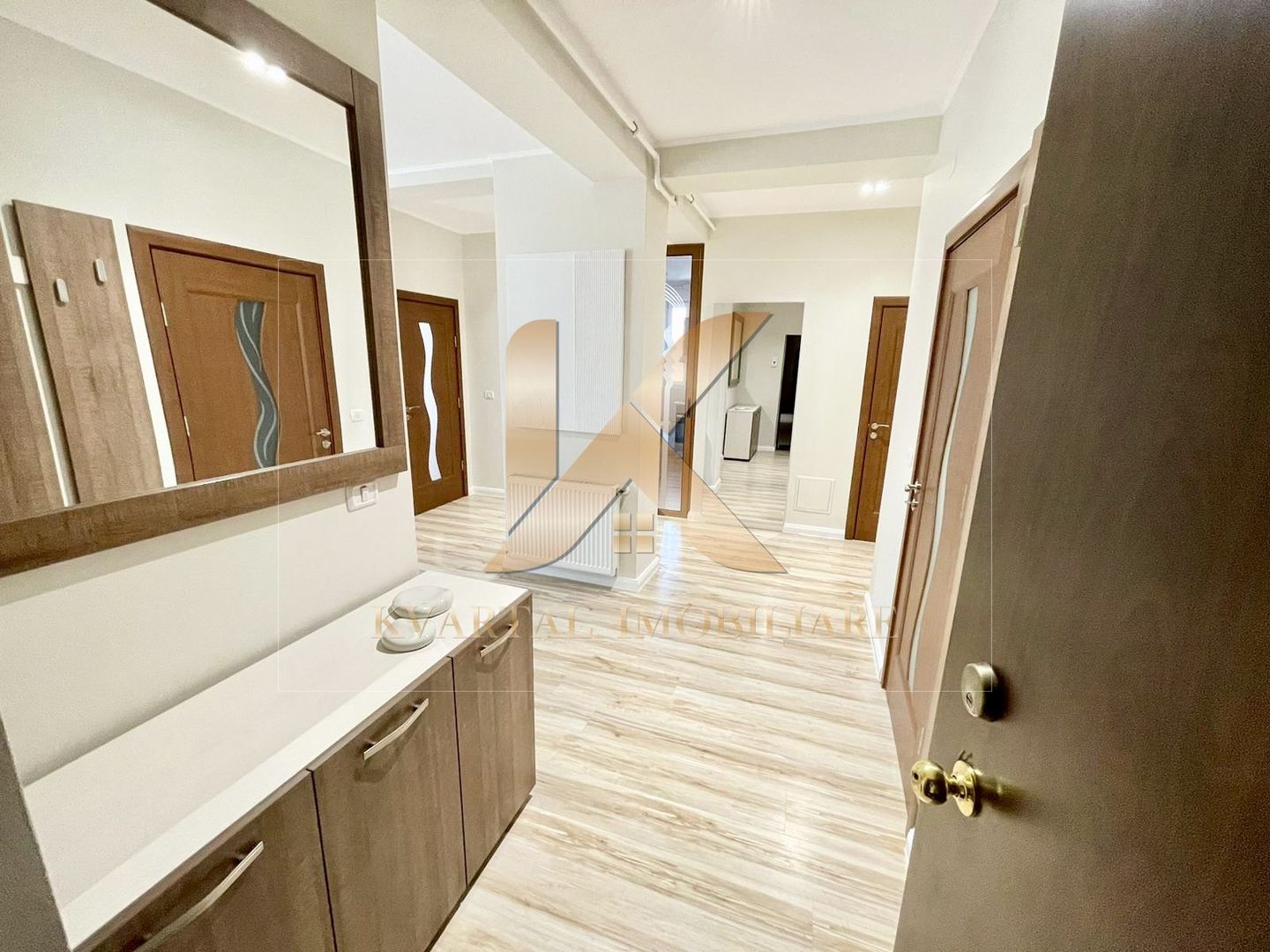 Apartament 3 camere de lux, 120 mp Complex Rezidențial Bermo! - Poză 7