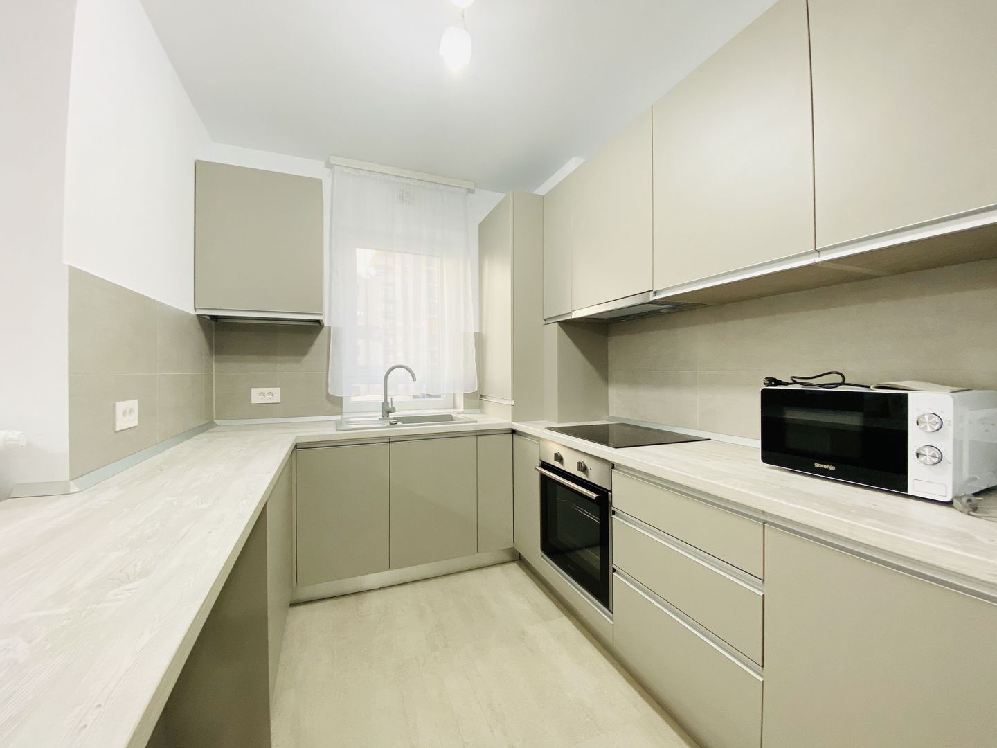 Studio Coresi Avantgarden – Kasper - Poză 6