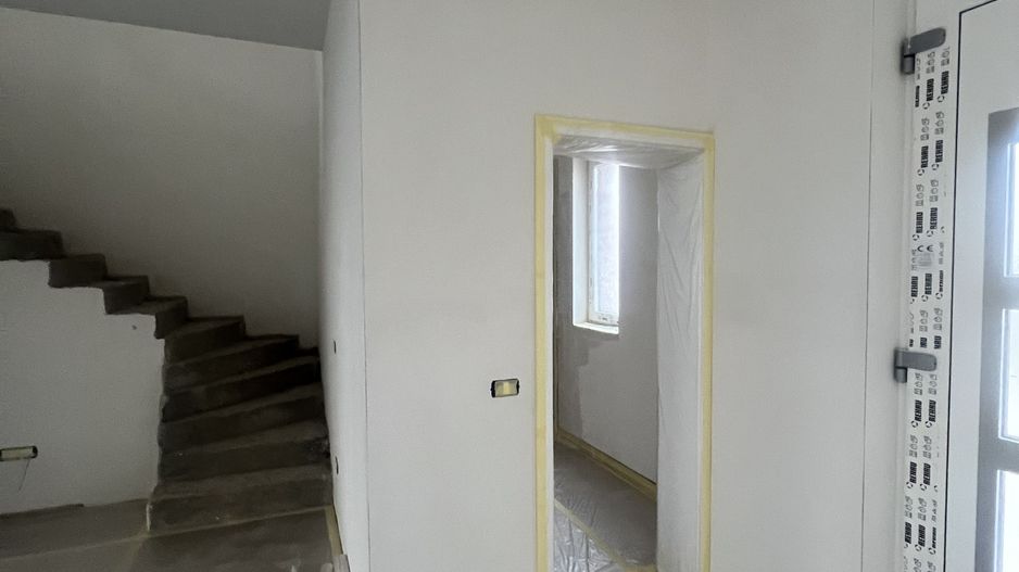 Casa P+1E la cheie 3 camere în GIROC - Poză 13