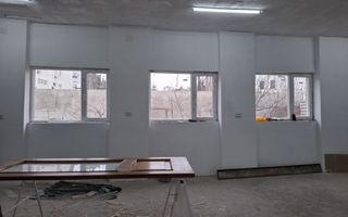 Spatiul "MADANON" ,  pozitie accesibila, parter - Poză 3