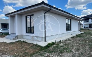Casă de vânzare cu 4 camere în Santandrei , Bihor - Poză 3