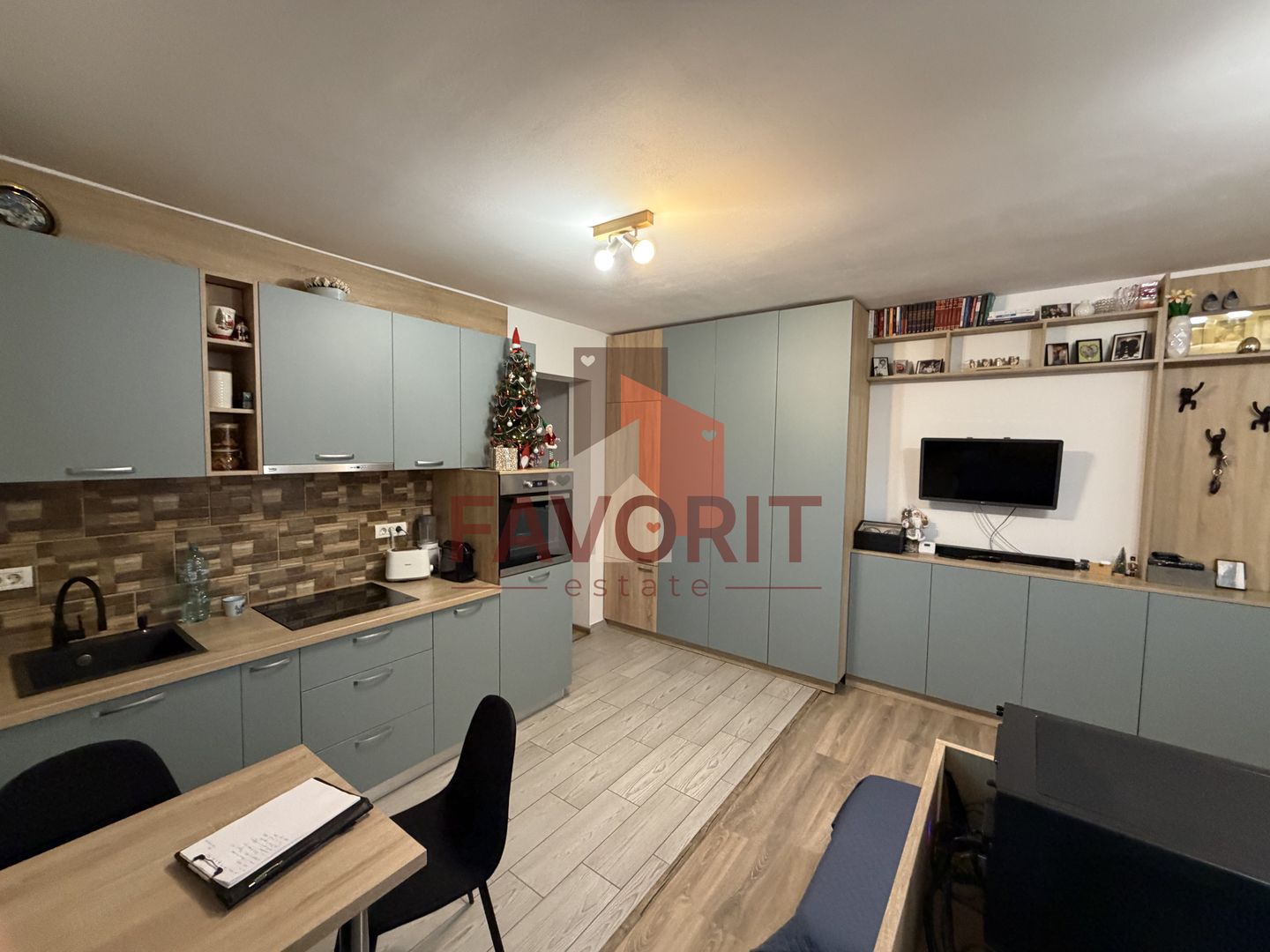 Comision 0%. Etaj 1. Zona linistita la 2 pasi de magazin - Poză 2