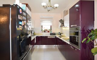 Casă spațioasă de vânzare în Gheorgheni – vedere spre parc - Poză 5