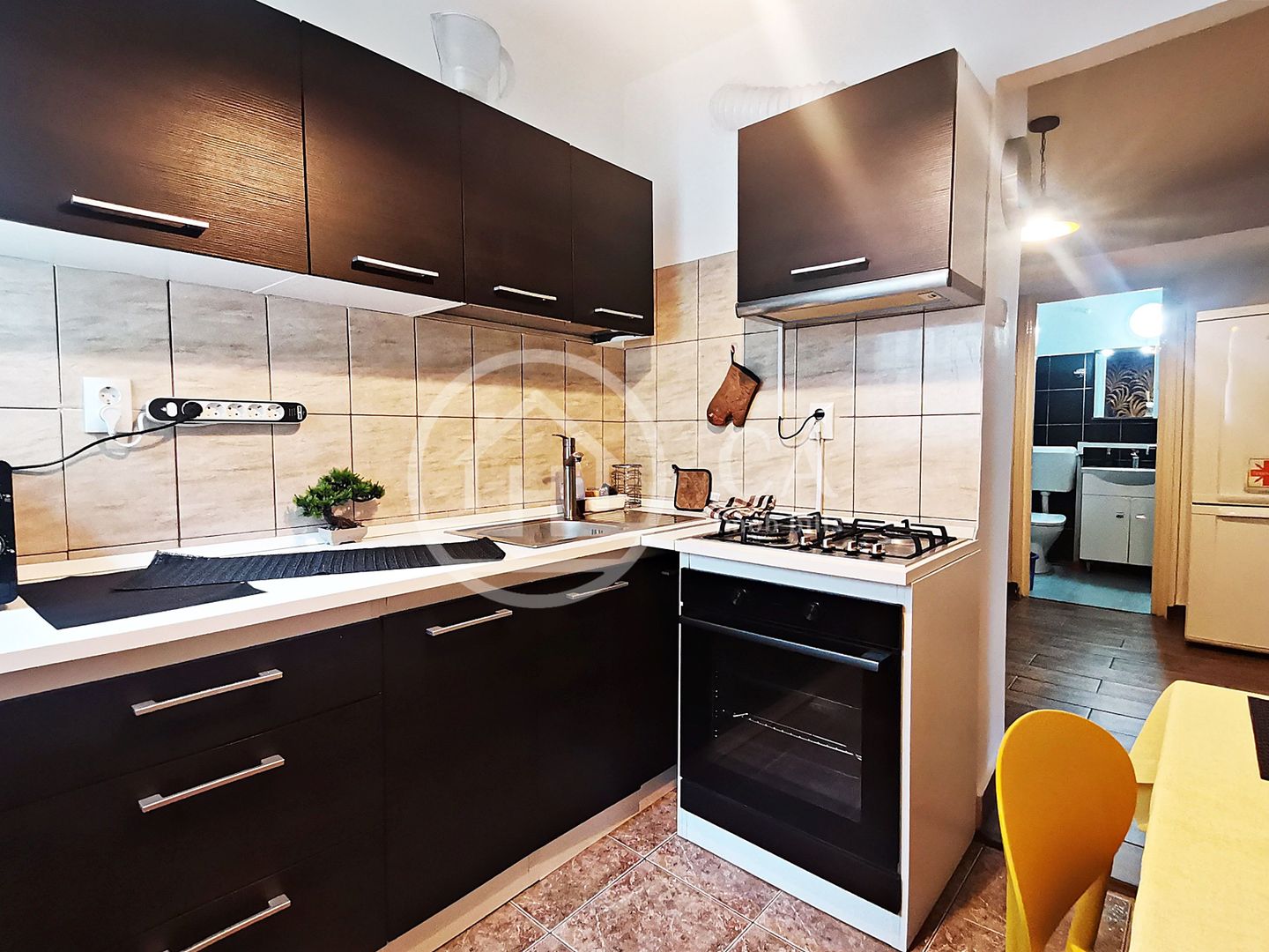 Apartament de inchiriat cu 2 camere in zona Dacia, Oradea - Poză 5