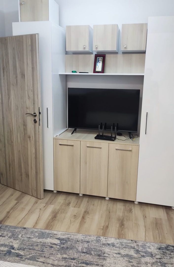2 Camere Politehnica Loc De Parcare Inclus - Poză 3