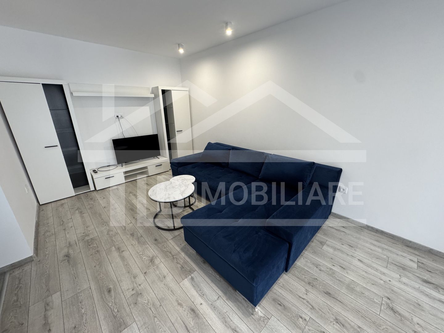 Apartament cu 2 camere, 60mp, Zona UMFST - Poză 1