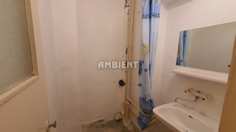Apartament 3 camere, decomandate, etaj 3, zonă ultracentrală; - Poză 3