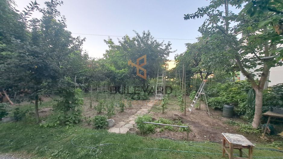 Teren zona Gradina Botanica, locuinte/activitati economice/institutii - Poză 1