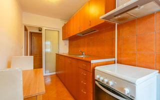 Garsonieră de 32 mp cu bucătărie separată, parter,  zona Piața Astra - Poză 9