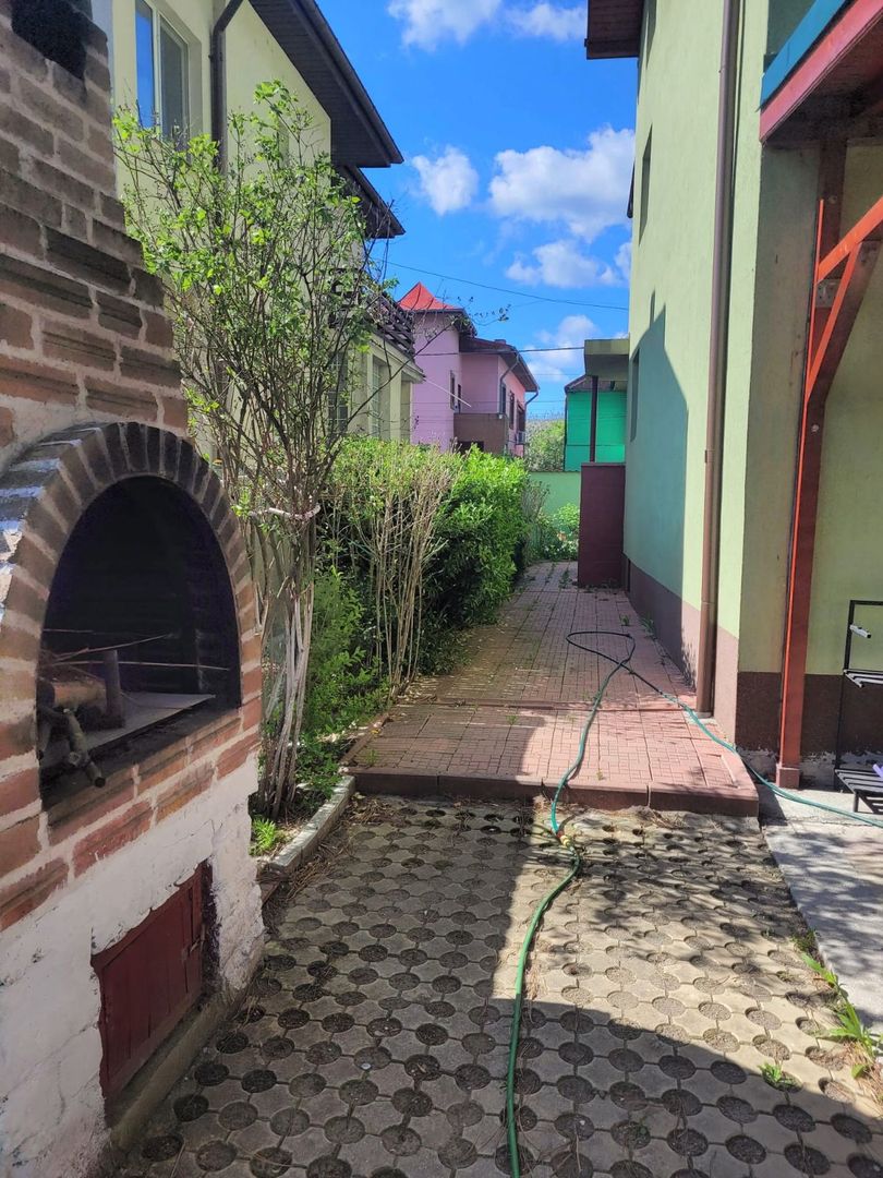 Vilă spațioasă S+P+1E+M | Chitila | Str. 8 Martie - Poză 4