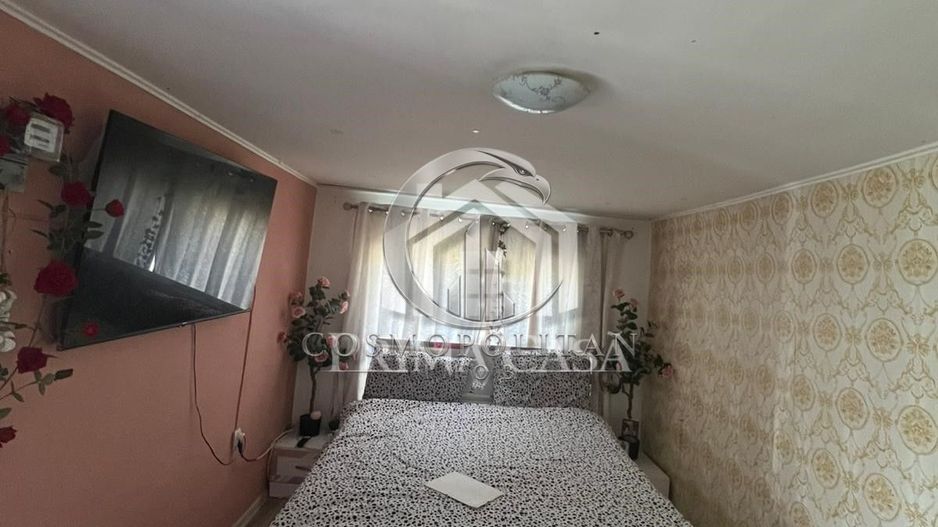 Casa si teren in comuna Mihailesti SC=100mp teren=820mp Pret: 28.000 neg. - Poză 8