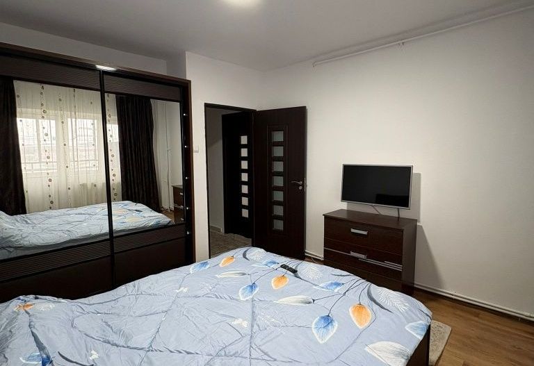 Inchiriere apartament 3 camere  confort 1 - Poză 3