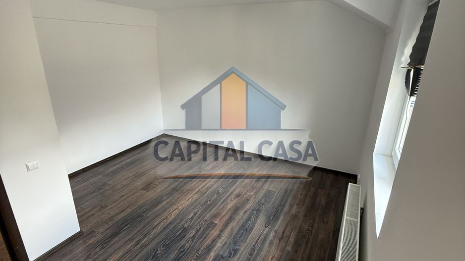 ​Vilă superbă de închiriat în Corbeanca (Sat Stratu) – Curte generoasă - Poză 14