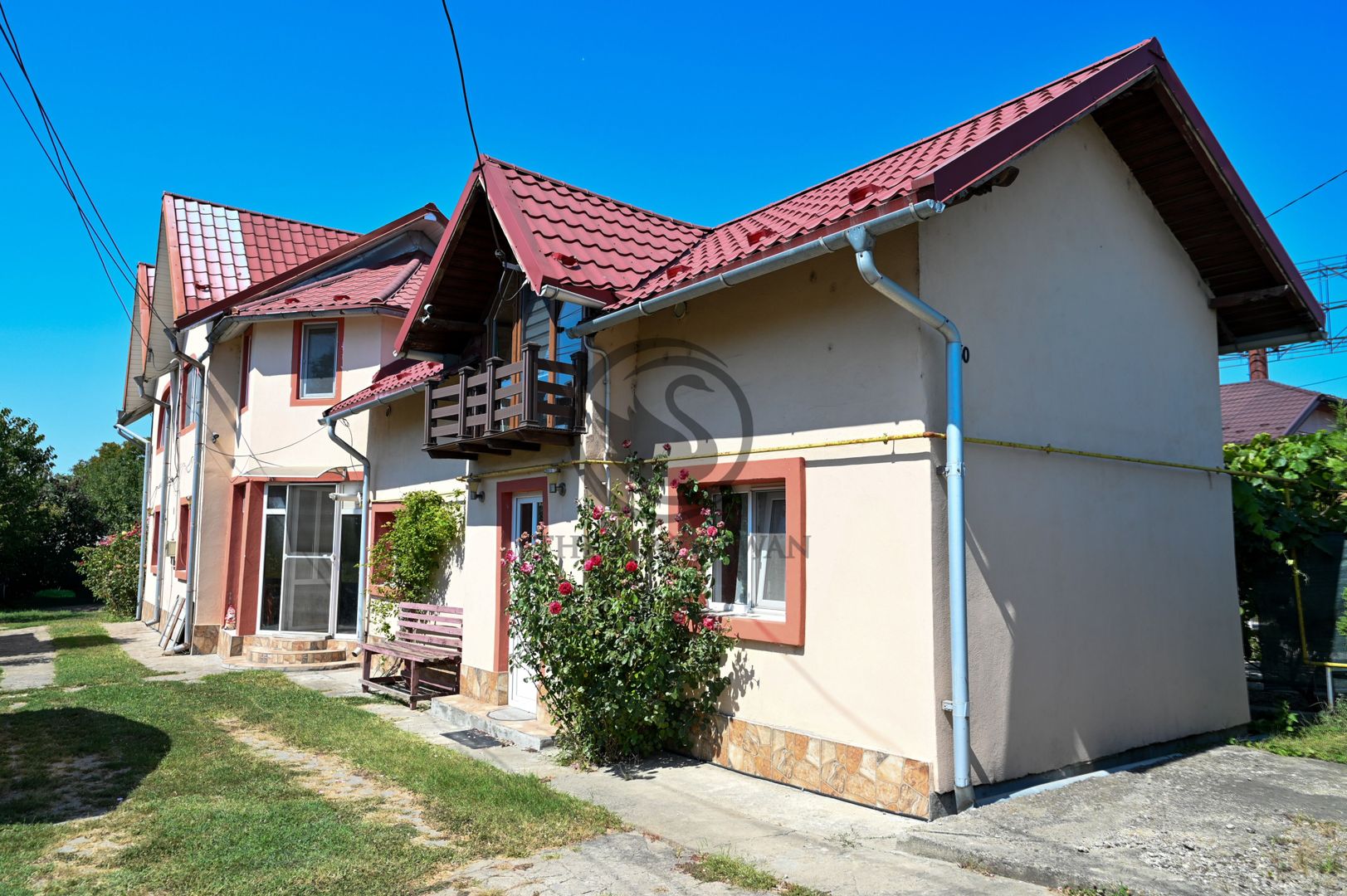 Casa de vanzare | 1.048 Mp teren | Romanesti - Poză 1