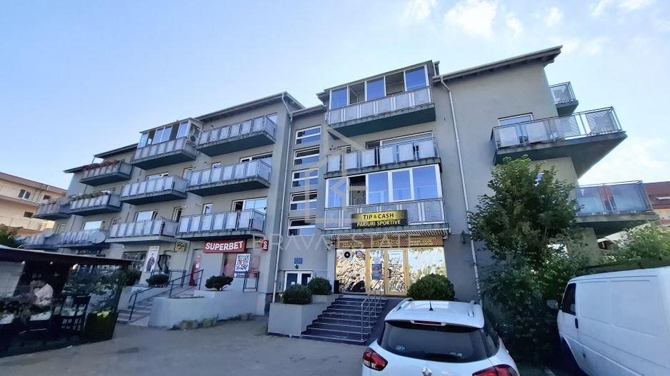 Spațiu comercial, 40mp, parcare, baie, balcon, strada Eroilor - Poză 1