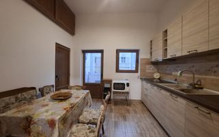 Apartament 3 camere de închiriat | Zona Ultracentrală Sibiu - Poză 10