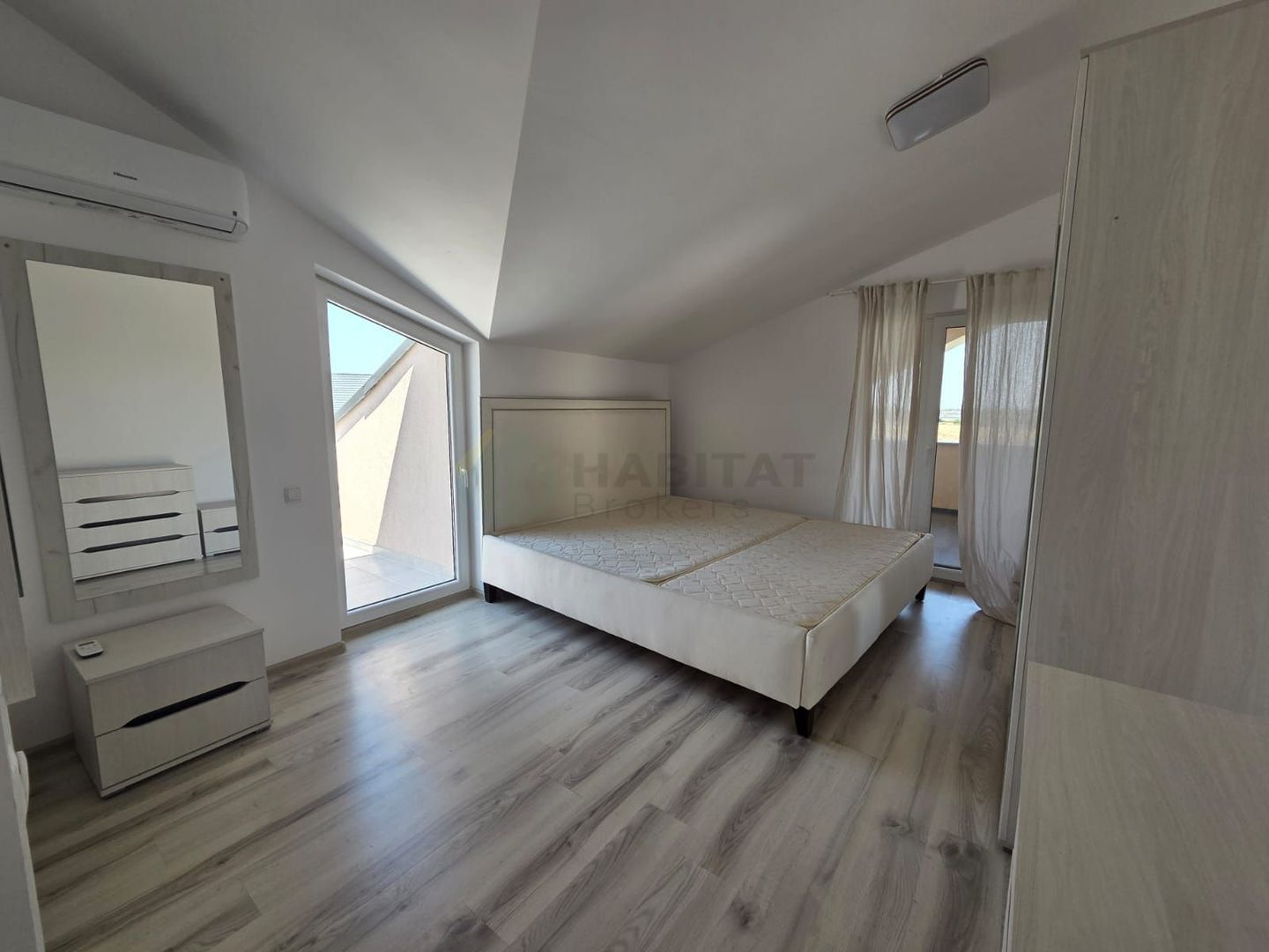 Penthouse spectaculos de închiriat în Cosmopolis – Northlight | - Poză 23