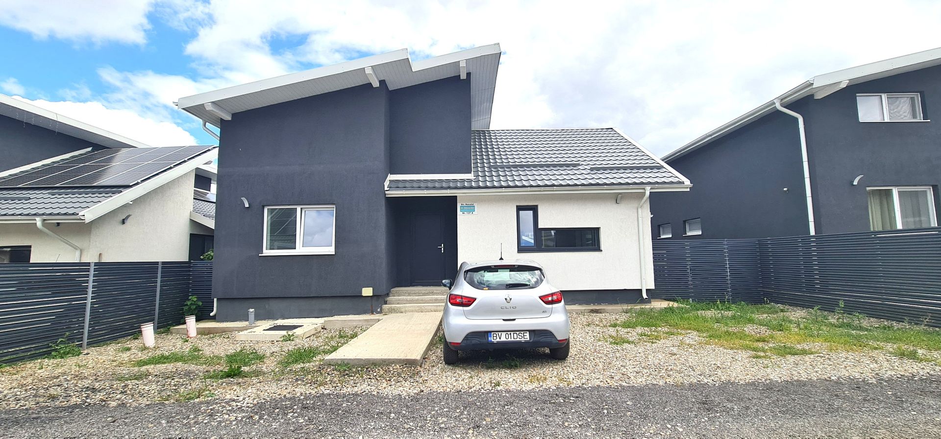 Casa 4 camere (nemobilata, neutilata) cartier Izvor Tarlungeni Brasov - Poză 7