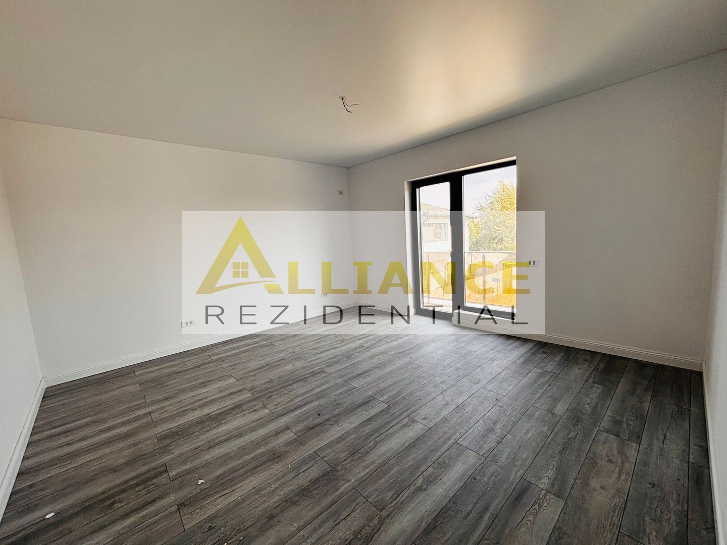 Casă premium de vânzare în zona Miorița - Poză 13