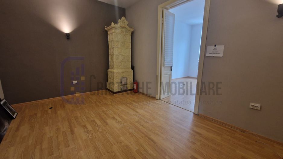 Spatiu comercial in vila, etj. 1 + mansarda, 220 mp, Piata Amzei - Poză 1