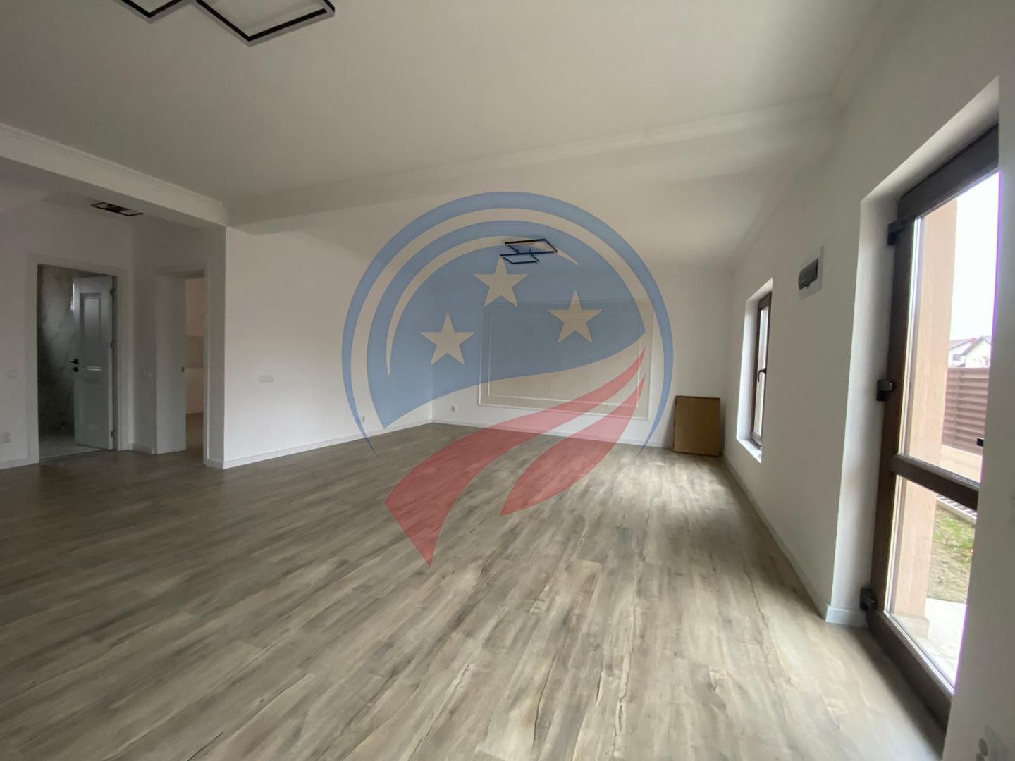CASA FINALIZATA ZONA DAMILA 300 M TEREN - Poză 1
