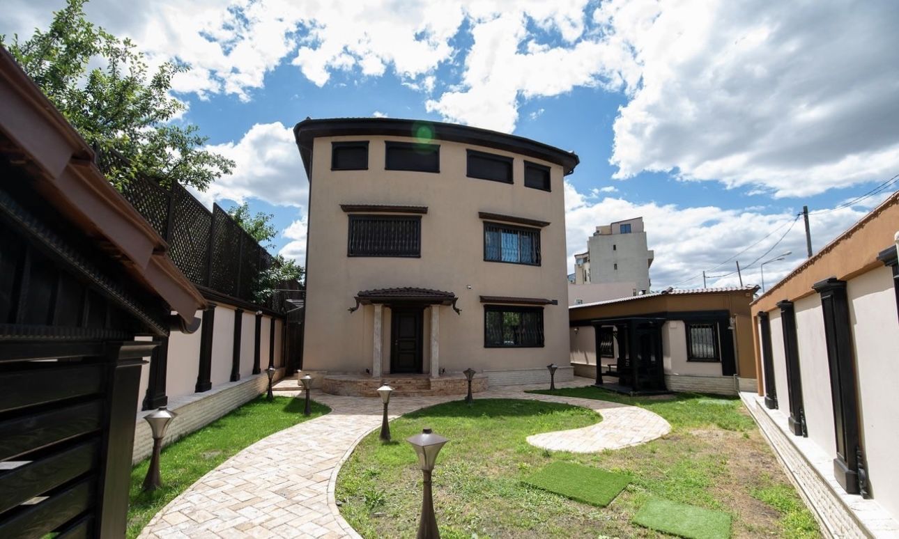 Vânzare vilă 22 camere, 883mp | Piscină privată - Poză 6