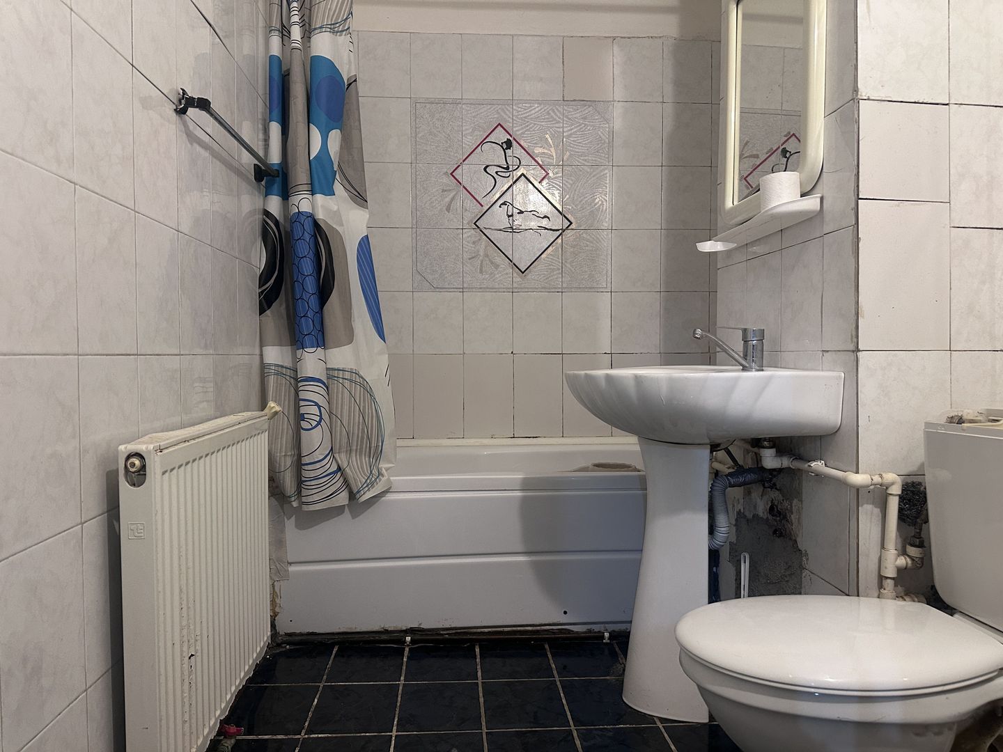 ETAJ 1! Vânzare apartament cu 2 camere în M11 - Târgoviște - Poză 11